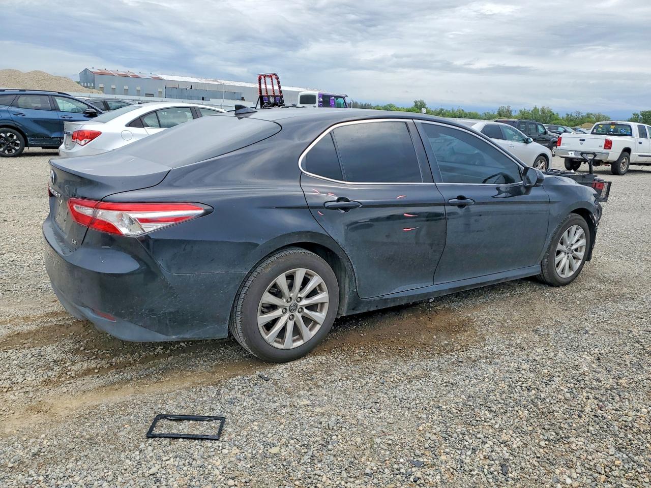 2019 TOYOTA CAMRY
