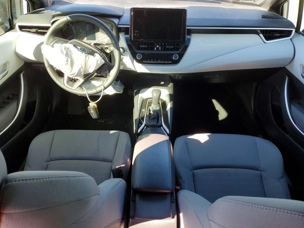 2025 TOYOTA COROLLA