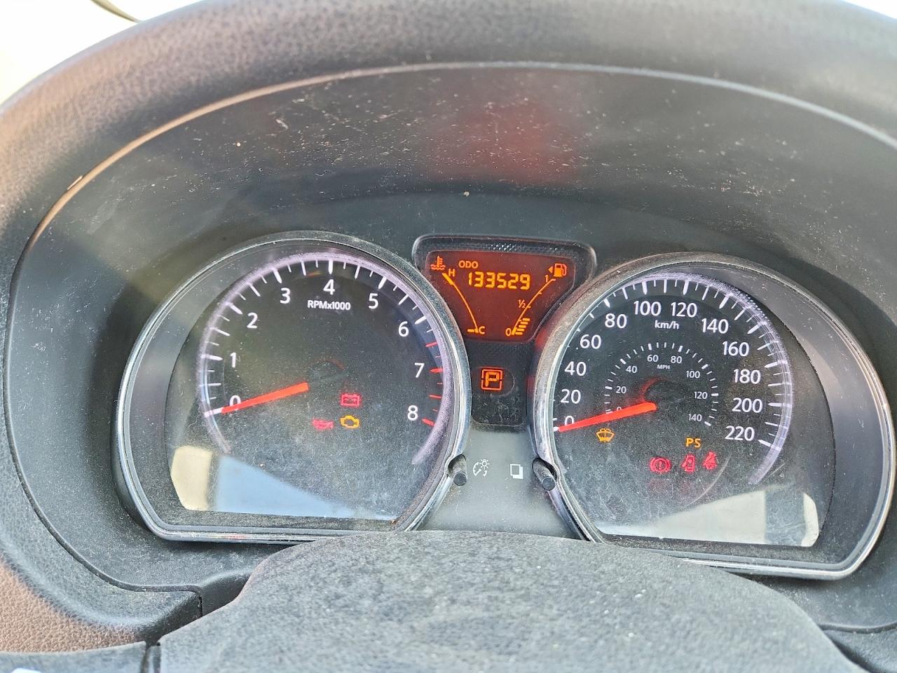 2014 NISSAN VERSA