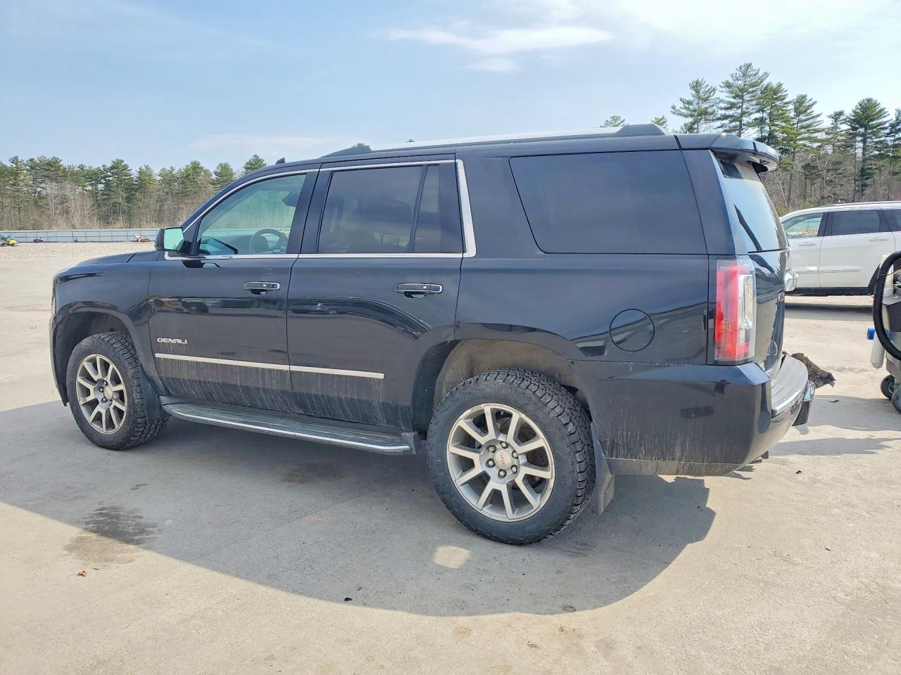 2015 GMC YUKON