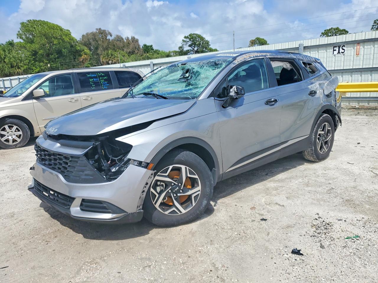 2025 KIA SPORTAGE