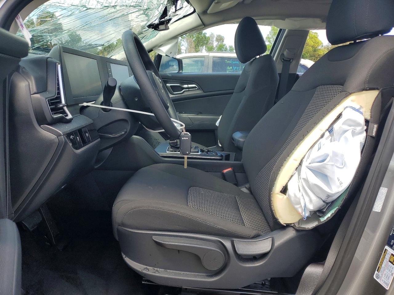 2025 KIA SPORTAGE