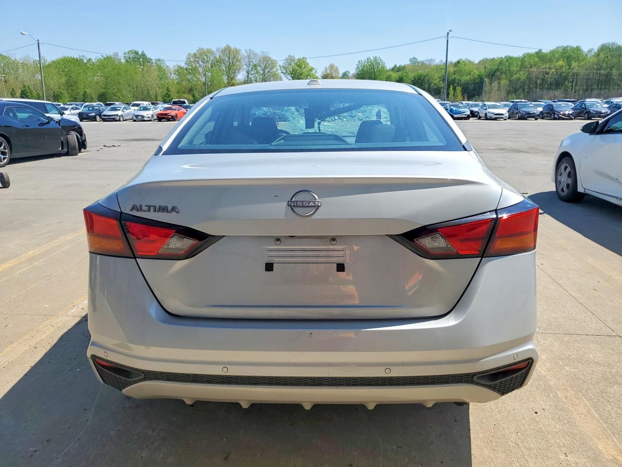 2025 NISSAN ALTIMA