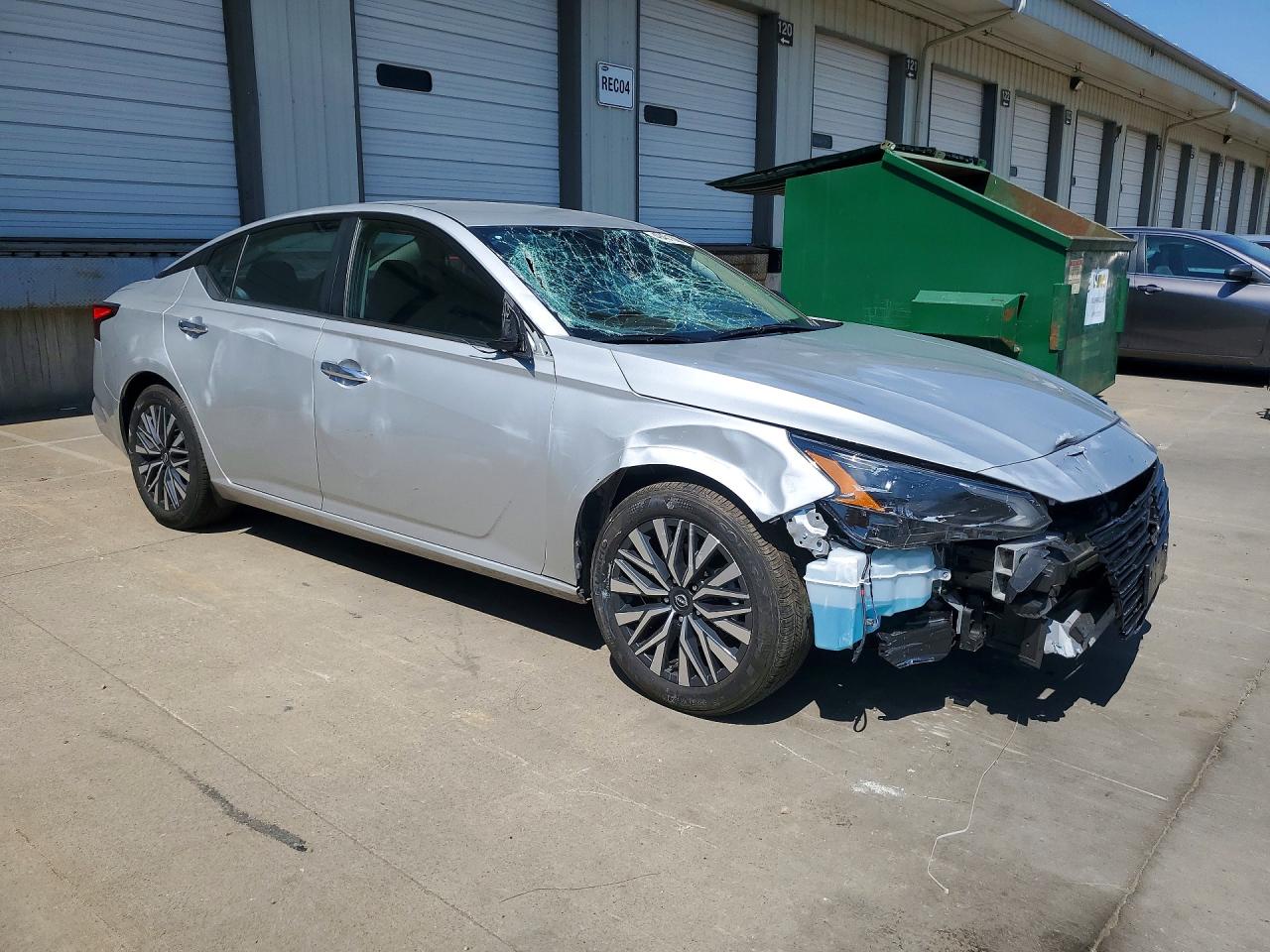 2025 NISSAN ALTIMA