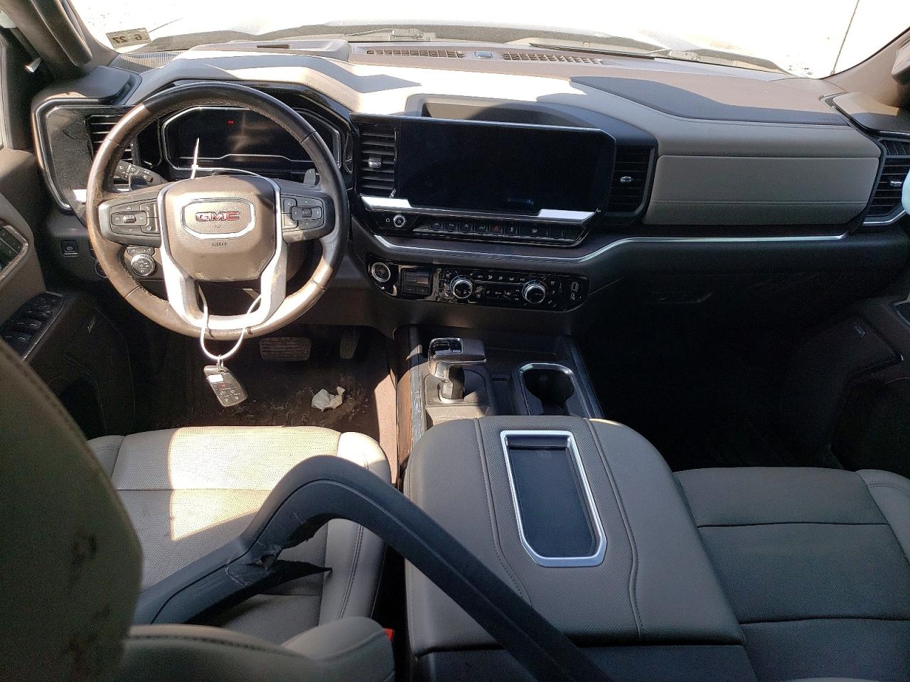 2022 GMC SIERRA