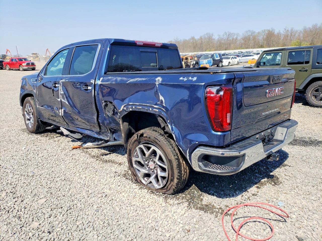 2022 GMC SIERRA