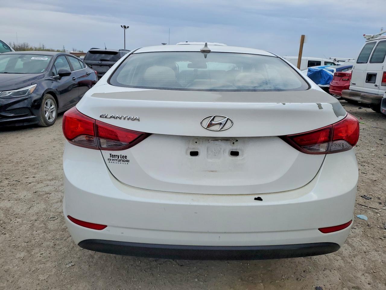 2016 HYUNDAI ELANTRA