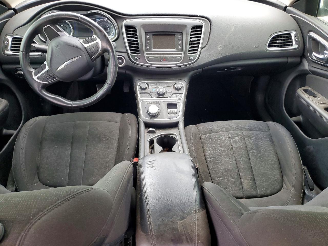 2016 CHRYSLER 200