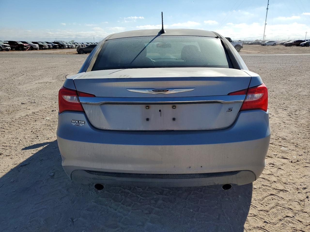 2014 CHRYSLER 200