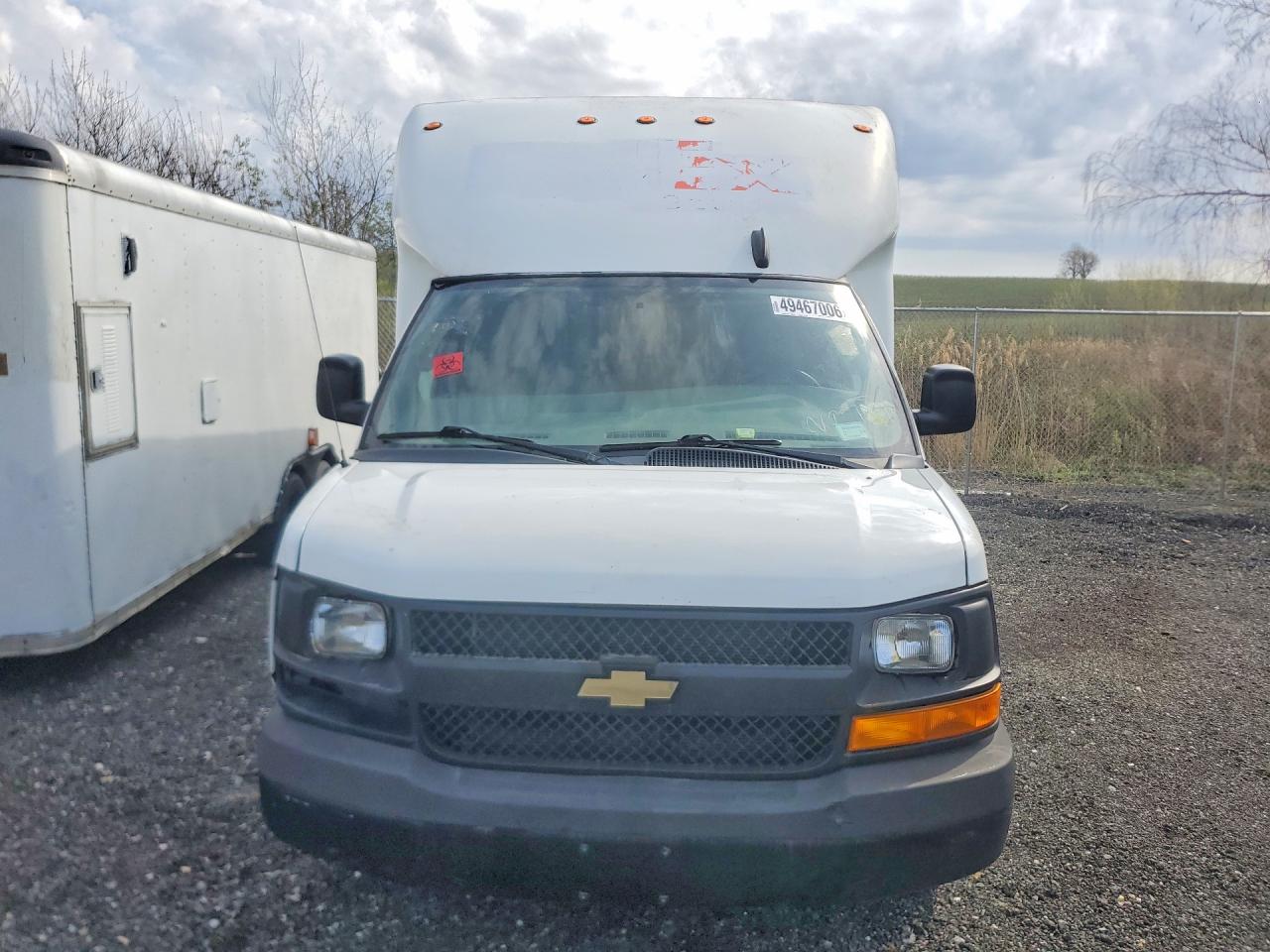 2017 CHEV EXPRESS