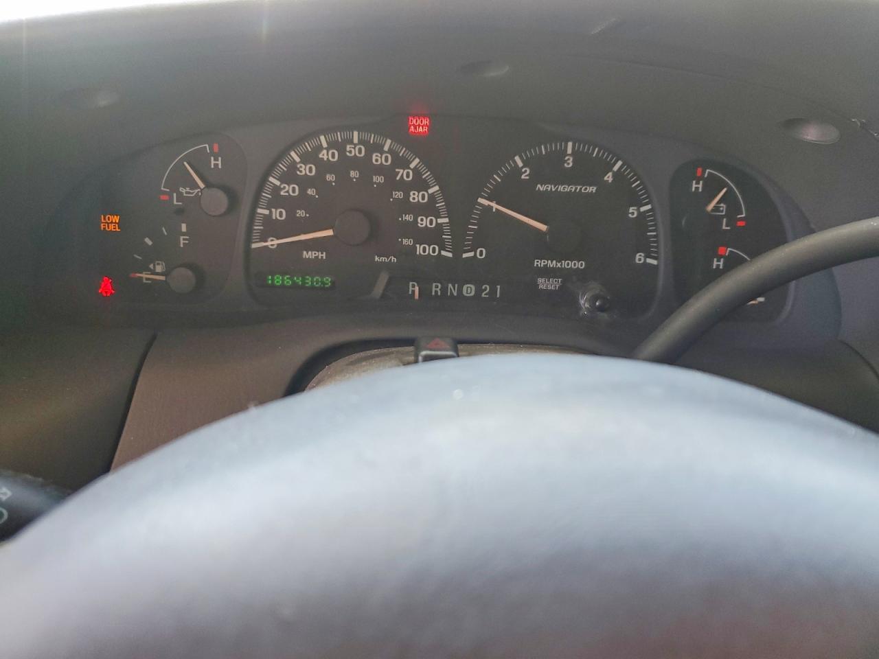2002 LINCOLN NAVIGATOR
