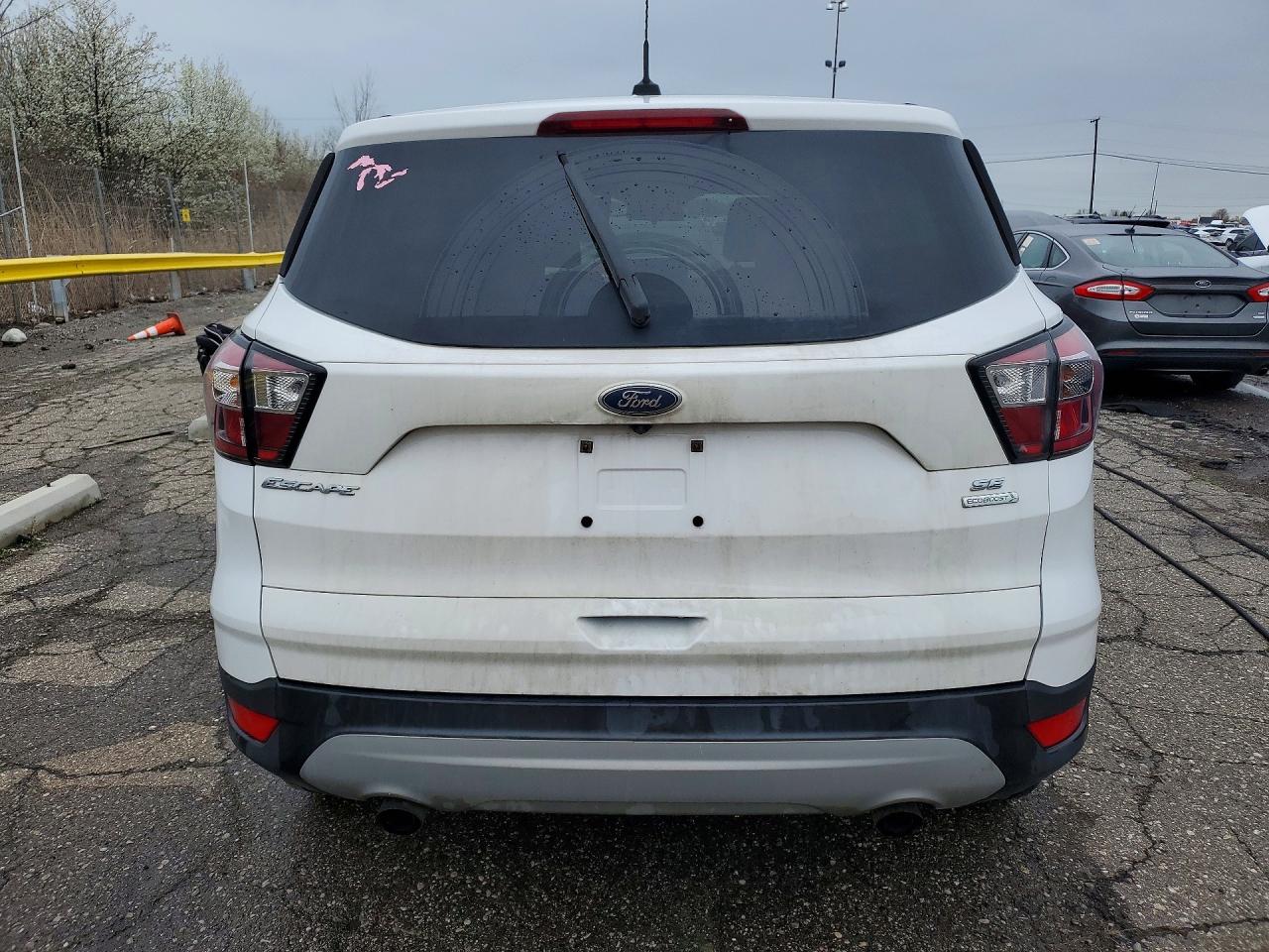 2017 FORD ESCAPE
