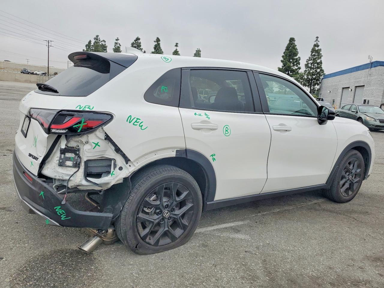 2025 HONDA HR-V