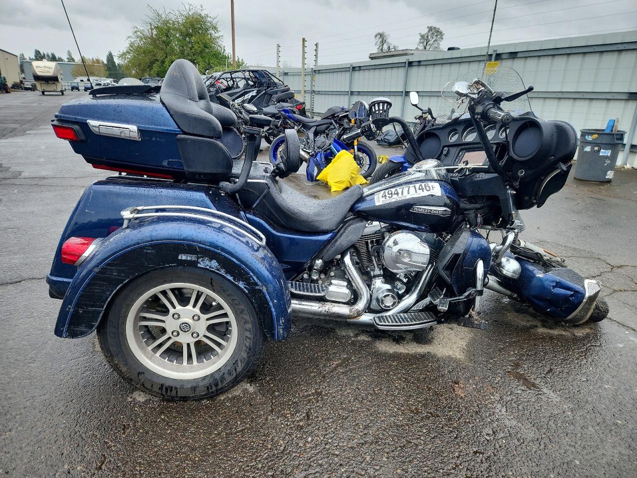 2014 HARLEY-DAVIDSON FL
