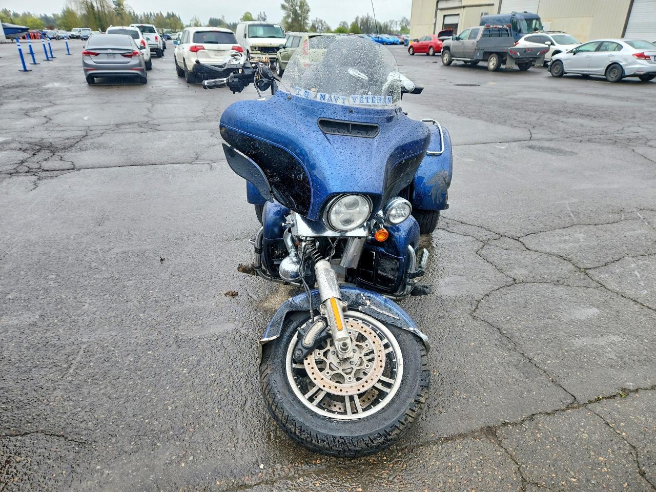 2014 HARLEY-DAVIDSON FL