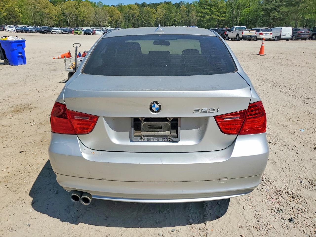 2010 BMW 3 SERIES