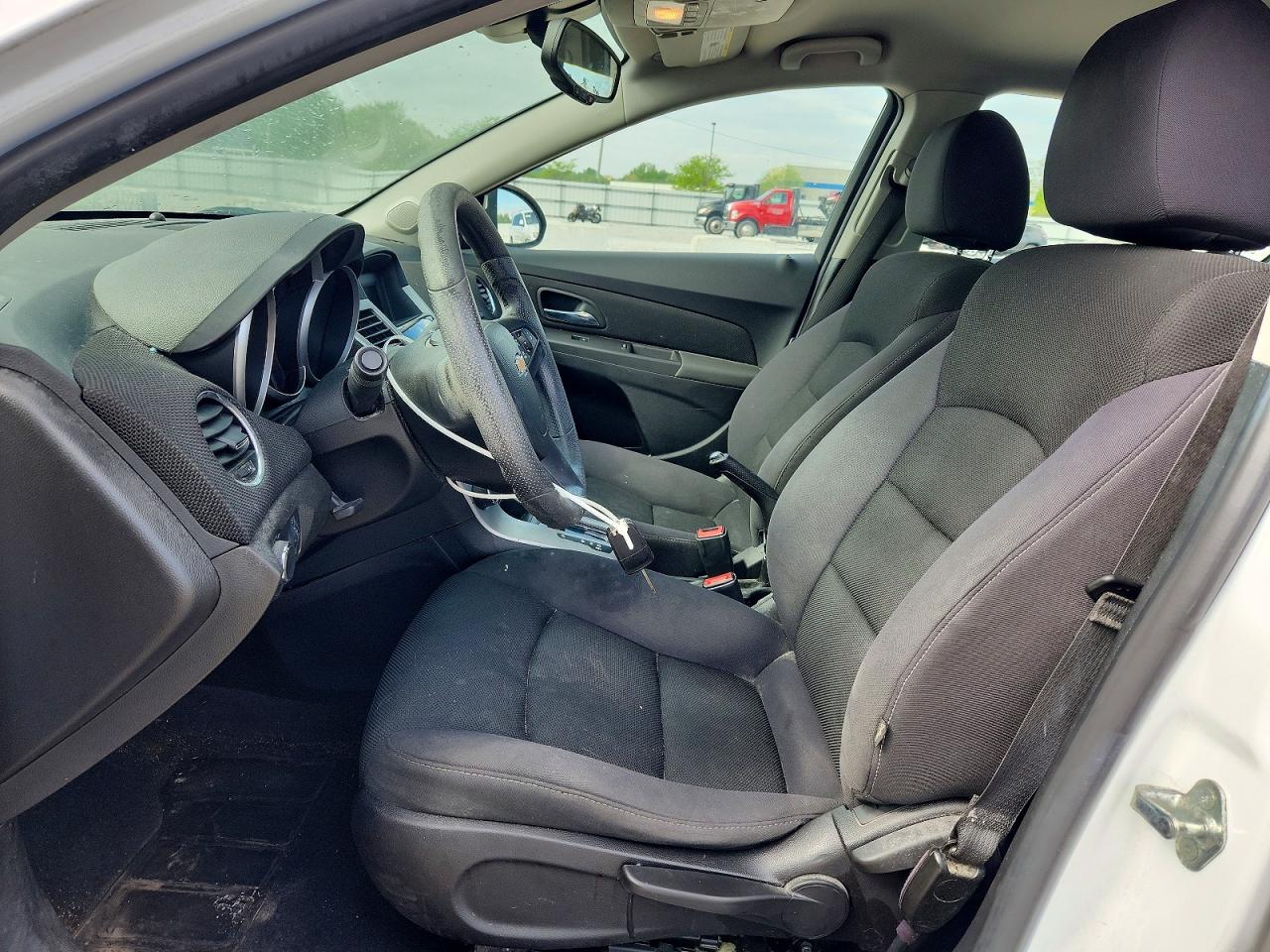 2015 CHEVROLET CRUZE