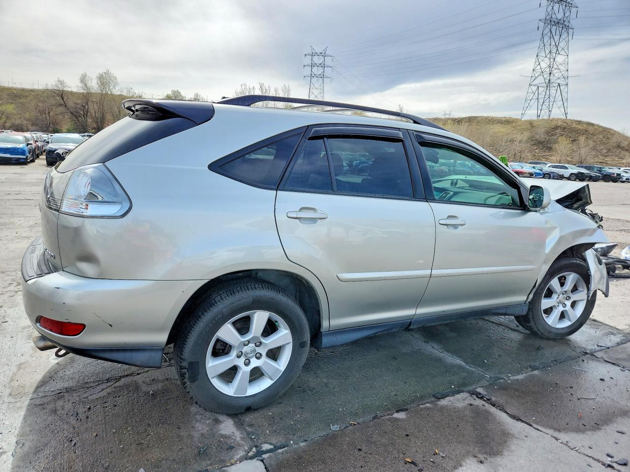 2005 LEXUS RX330