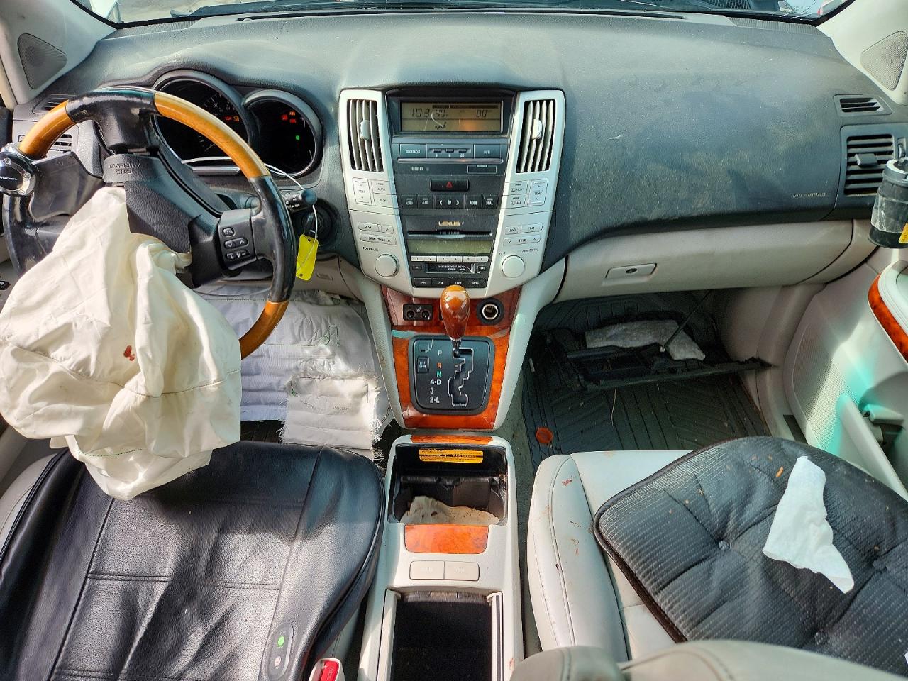 2005 LEXUS RX330