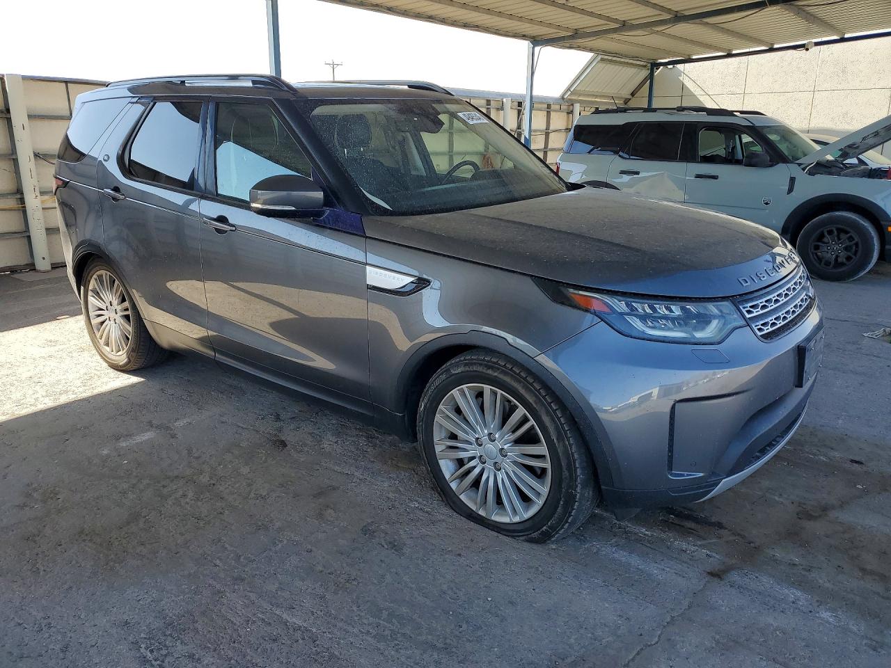 2018 LAND ROVER DISCOVERY