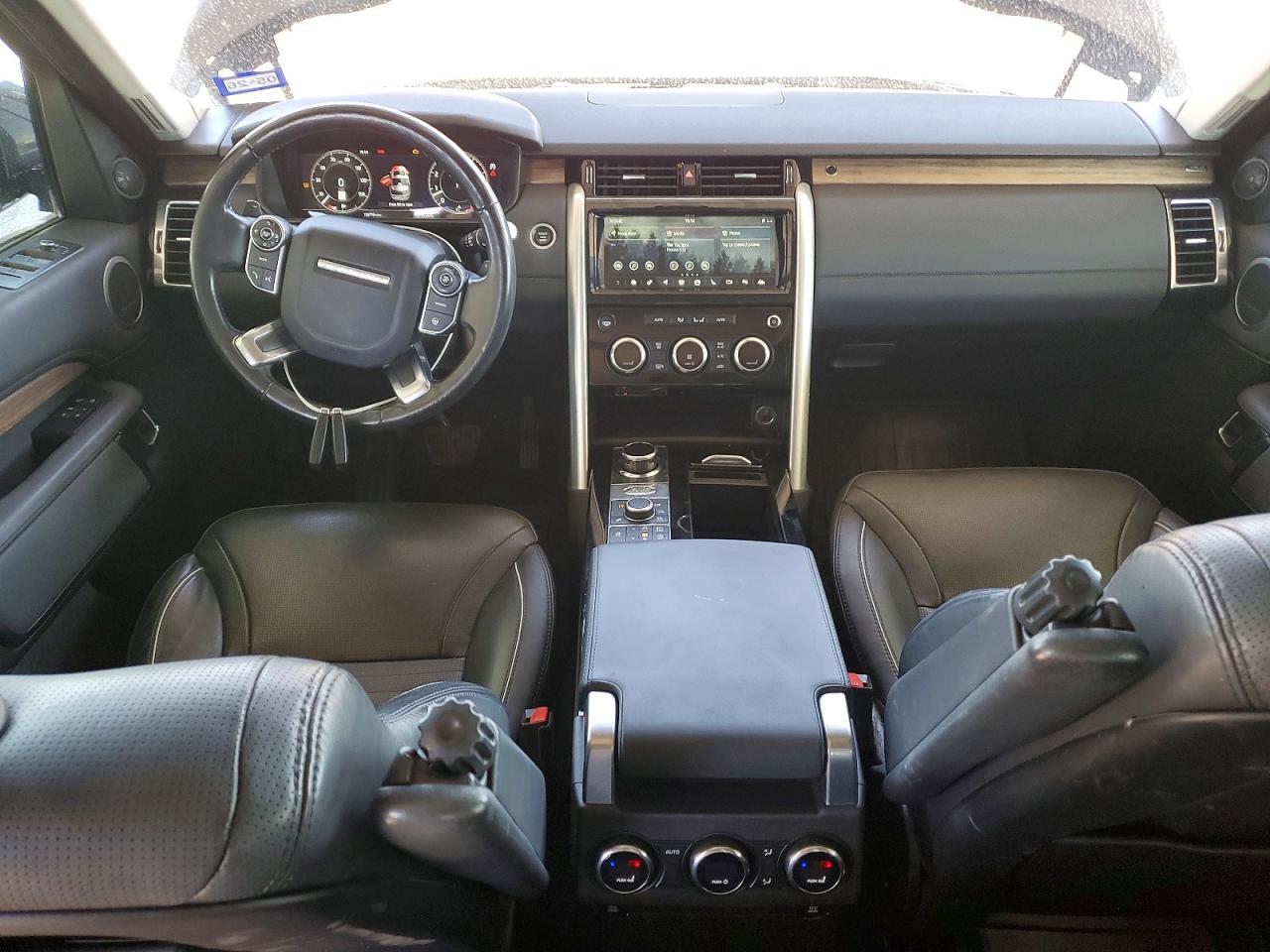2018 LAND ROVER DISCOVERY