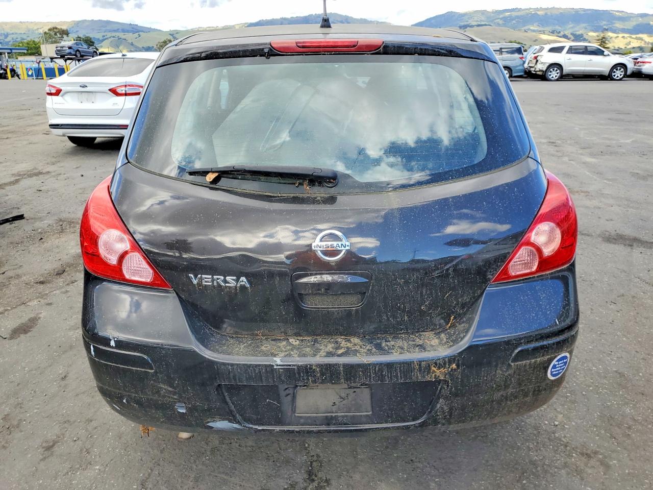 2012 NISSAN VERSA
