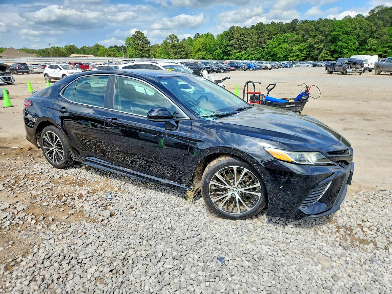 2019 TOYOTA CAMRY
