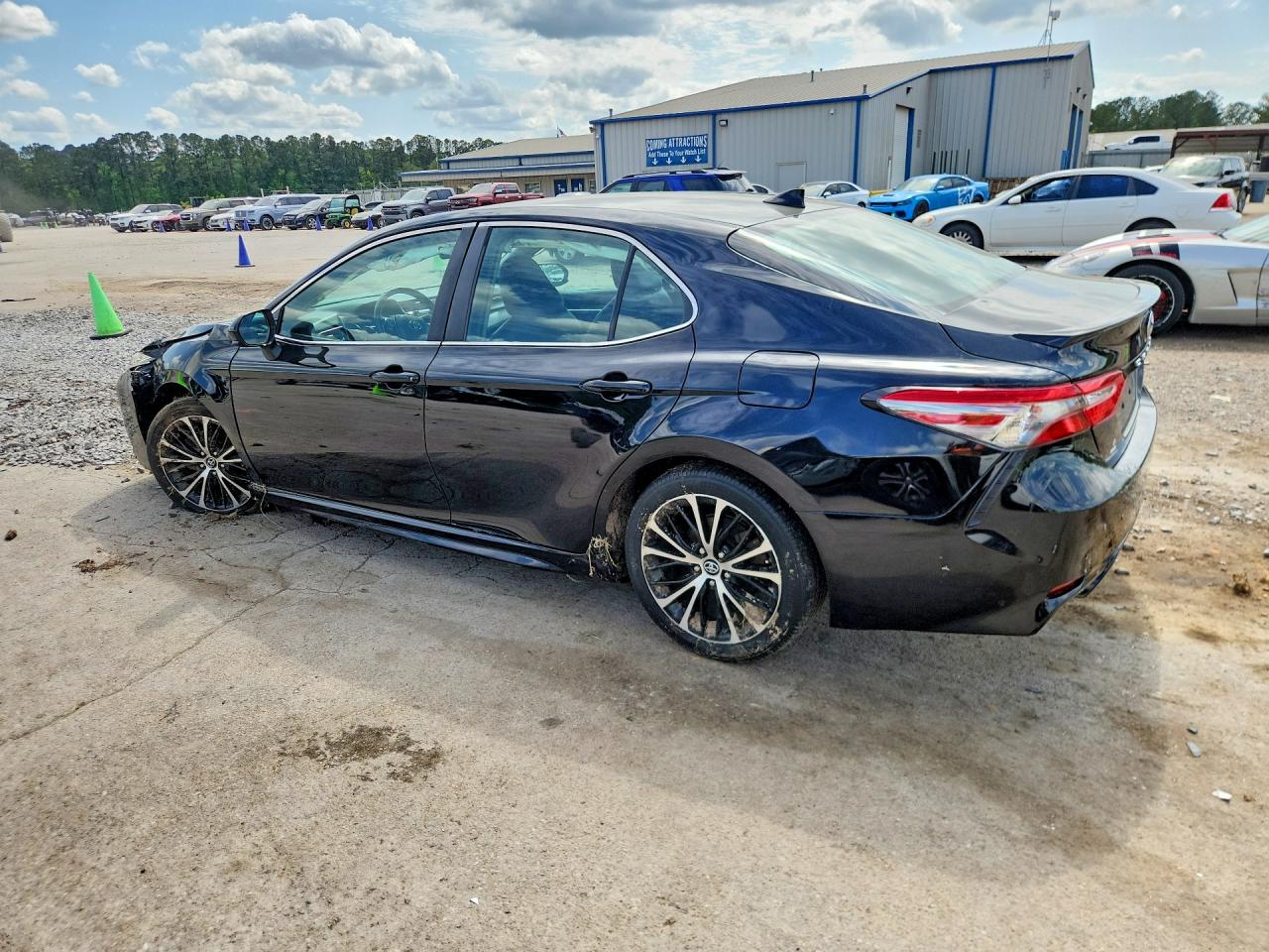 2019 TOYOTA CAMRY