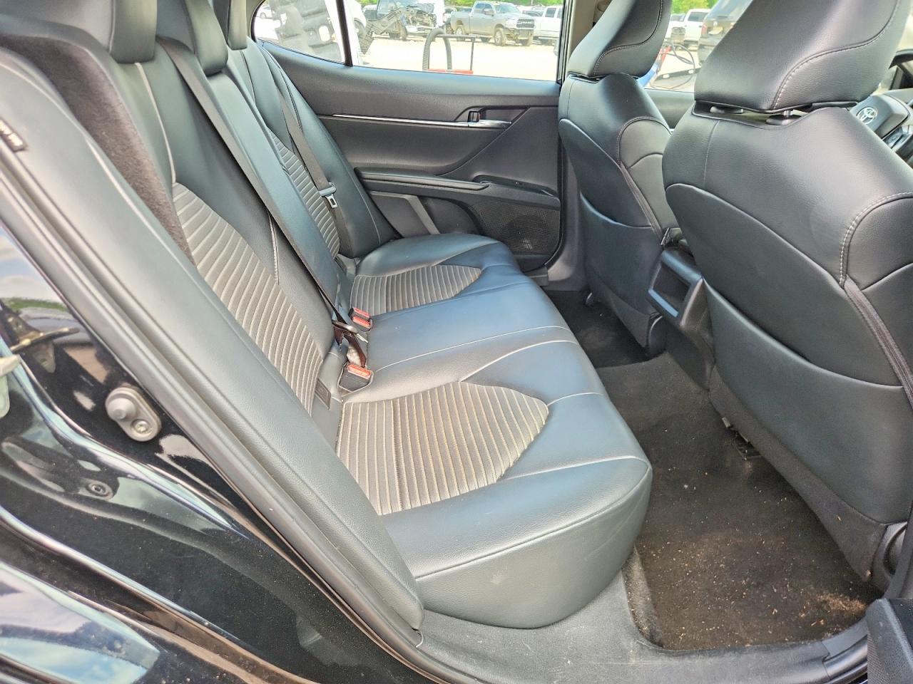 2019 TOYOTA CAMRY