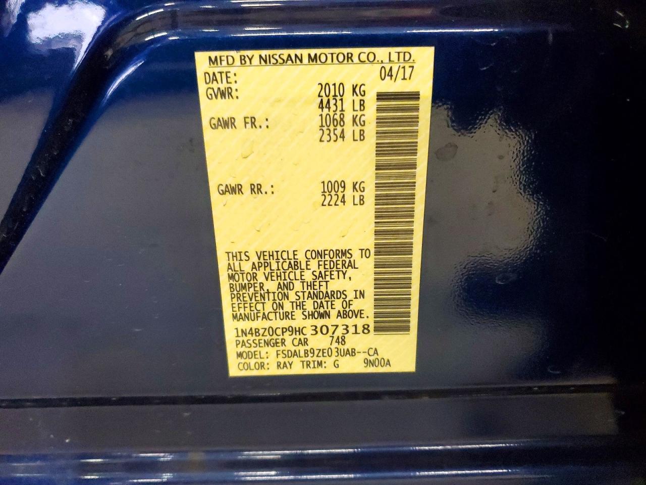 2017 NISSAN LEAF