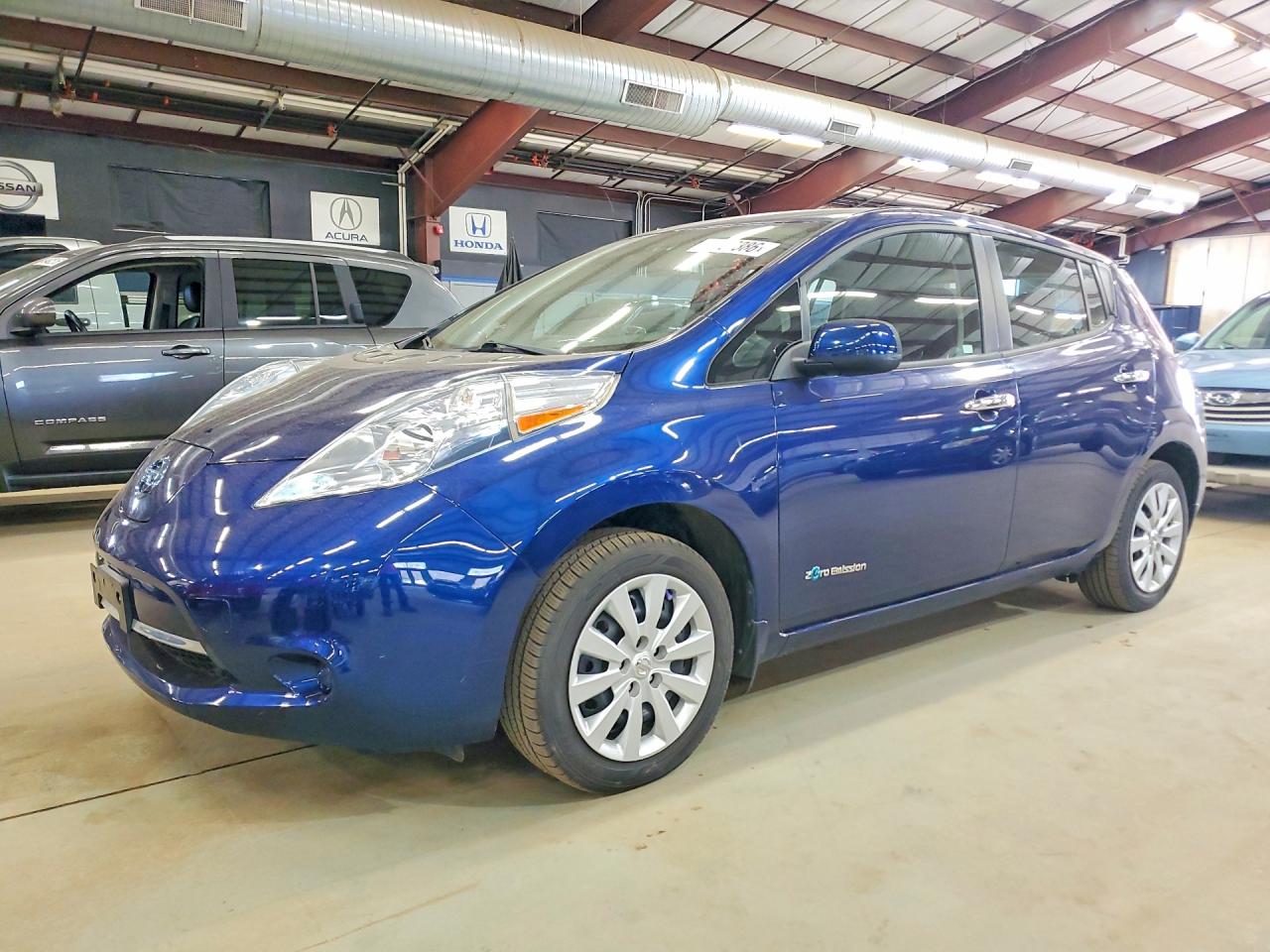 2017 NISSAN LEAF