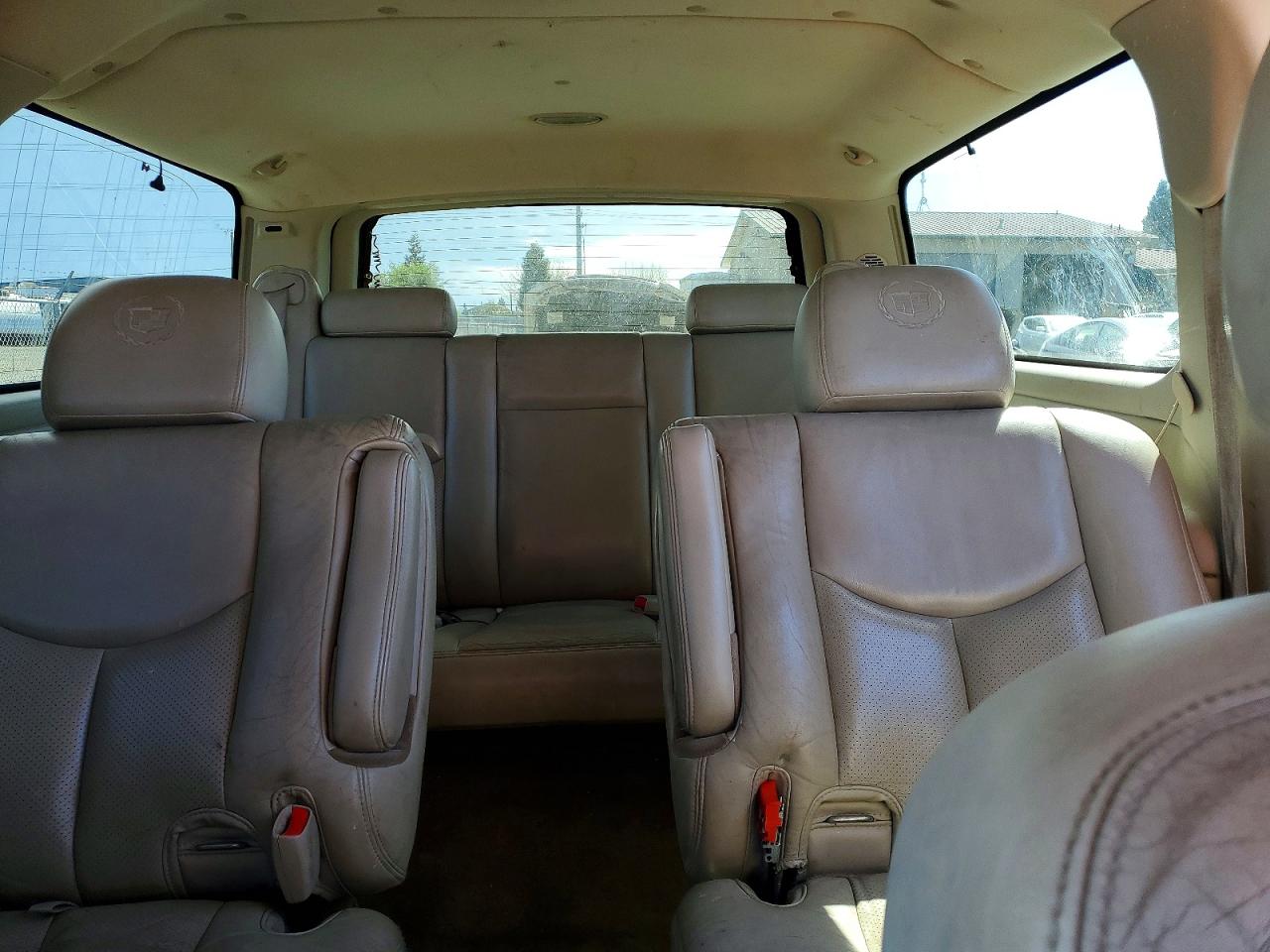 2005 CADILLAC ESCALADE