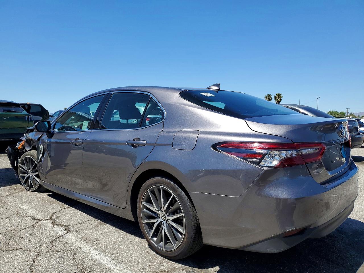 2024 TOYOTA CAMRY
