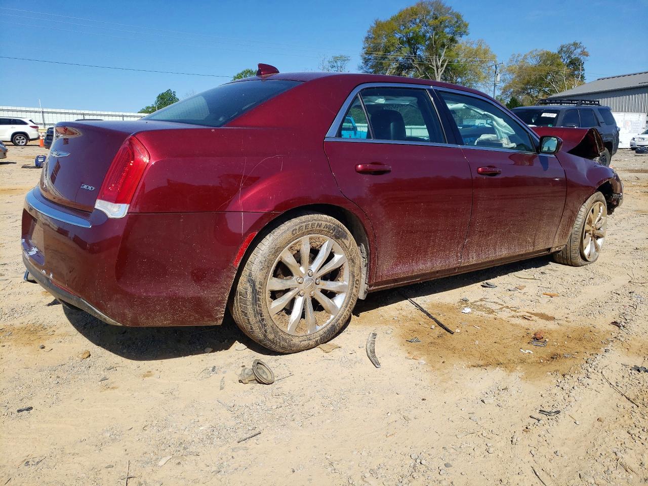 2016 CHRYSLER 300