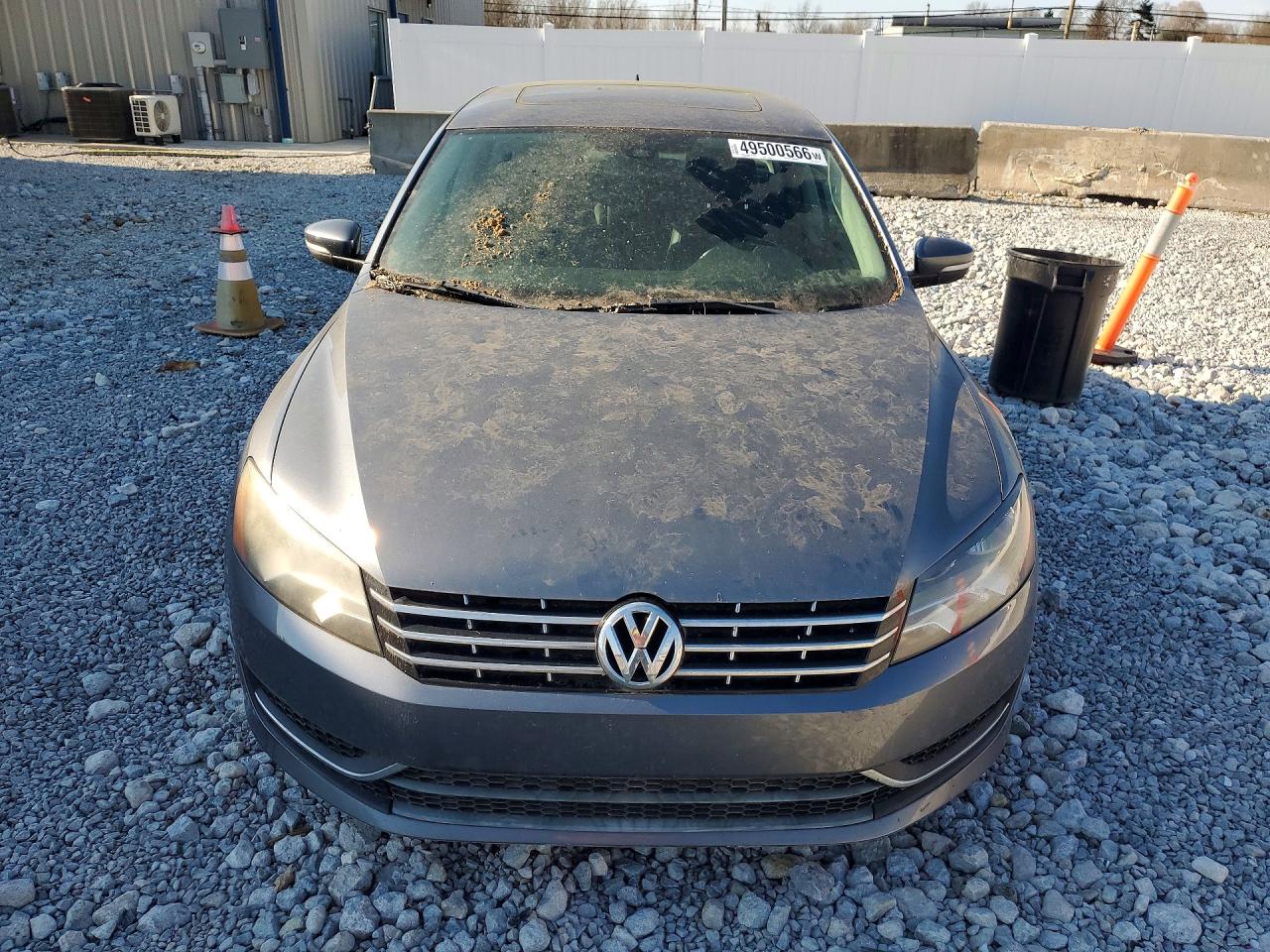 2013 VOLKSWAGEN PASSAT