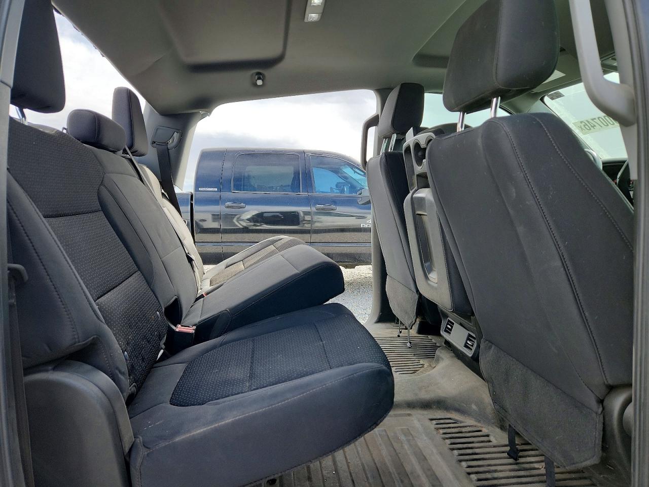 2023 GMC SIERRA
