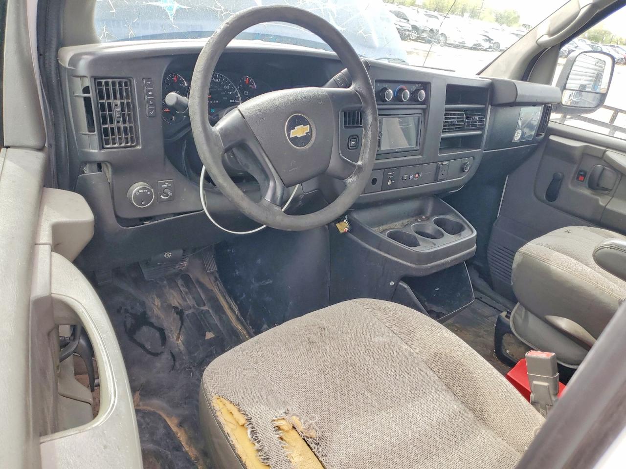 2015 CHEV EXPRESS