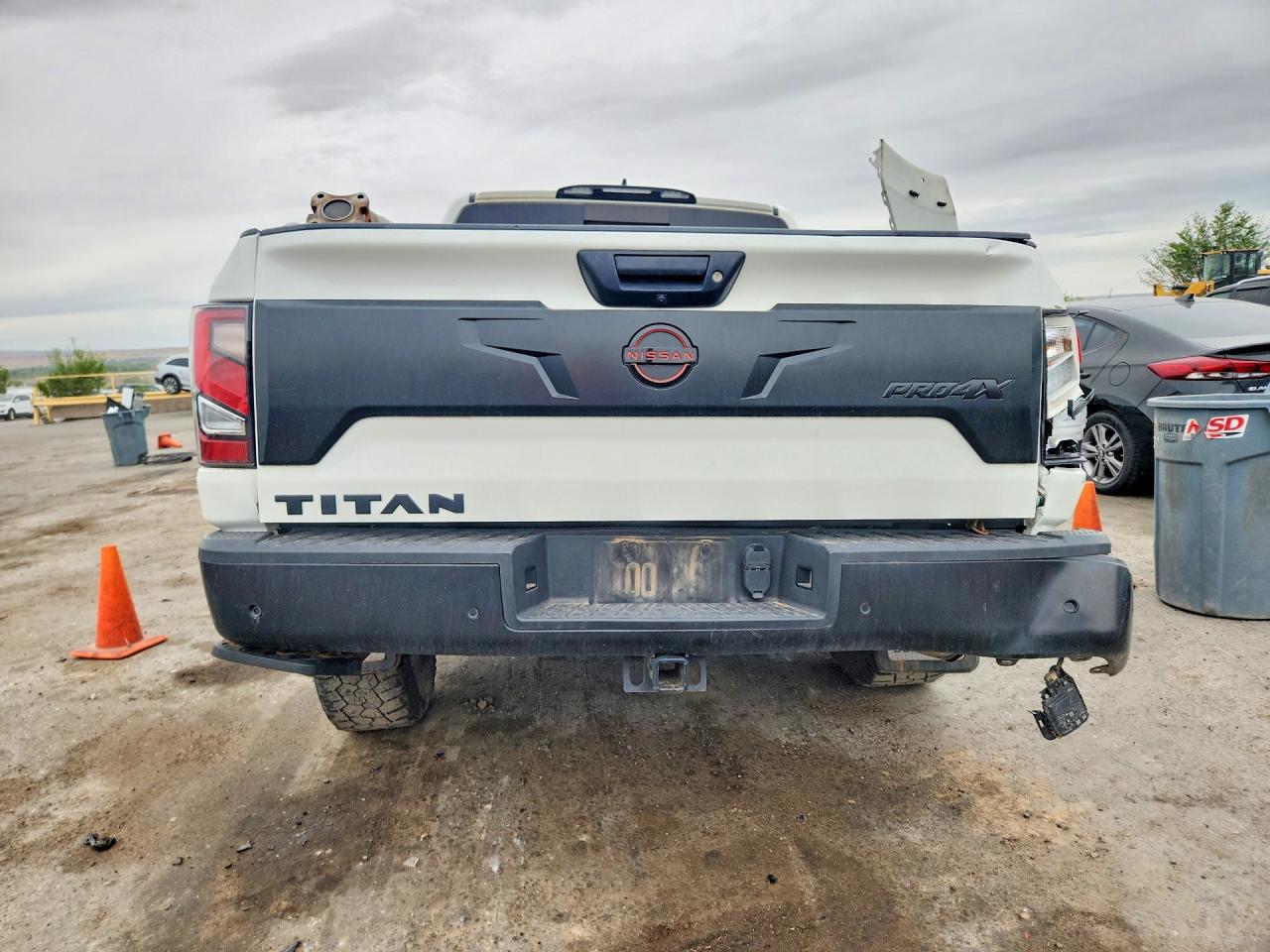 2023 NISSAN TITAN