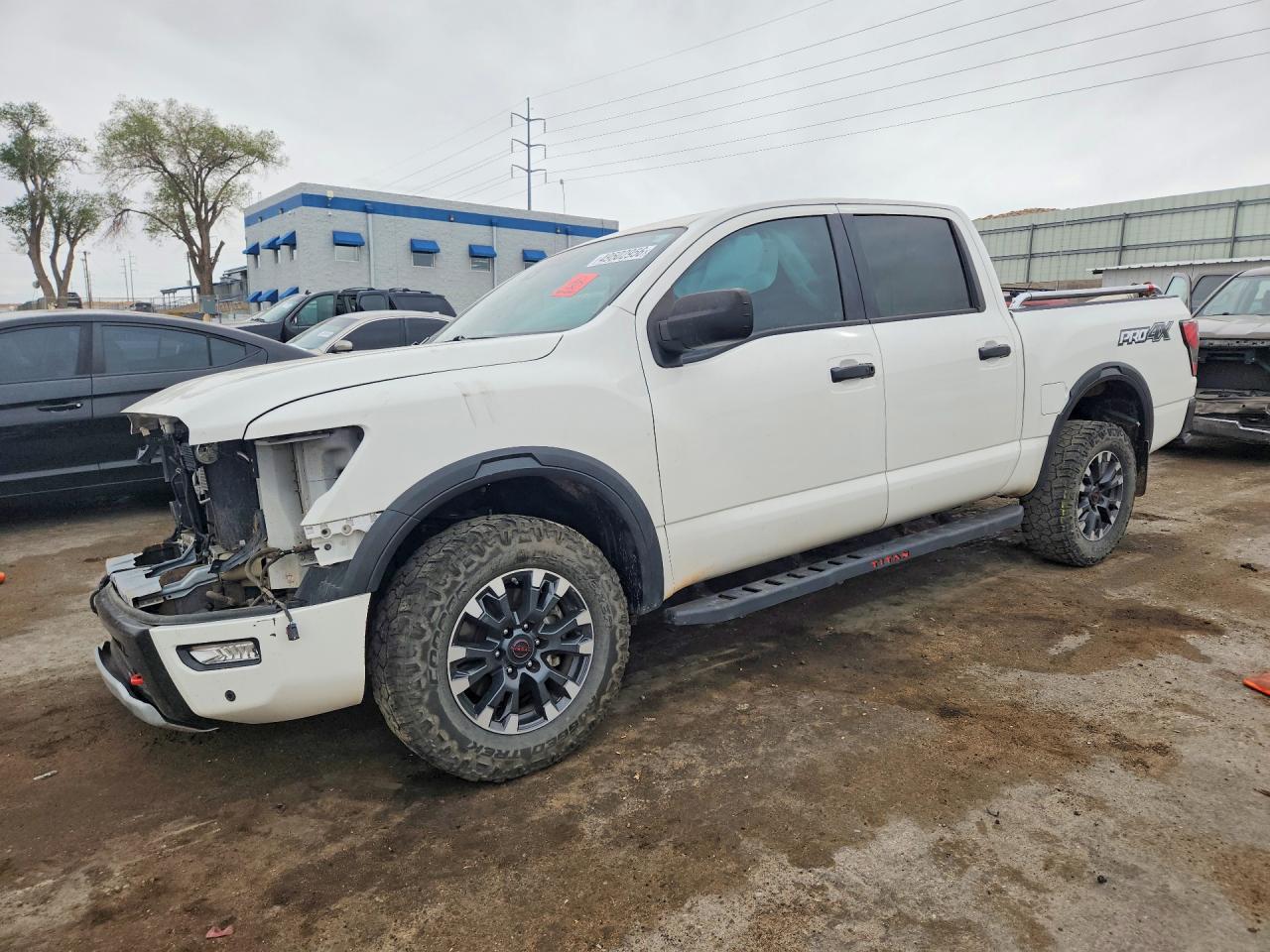2023 NISSAN TITAN