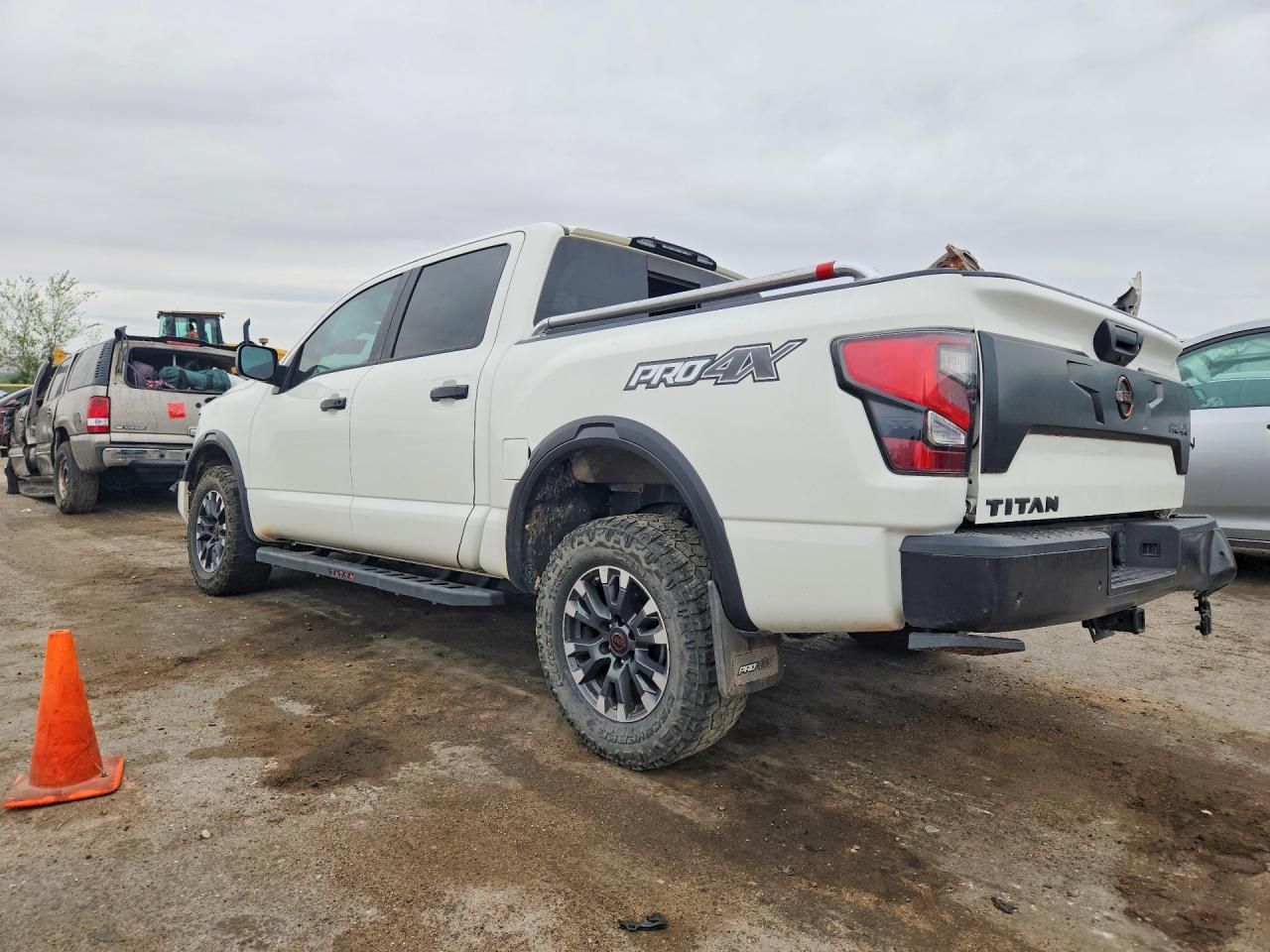2023 NISSAN TITAN