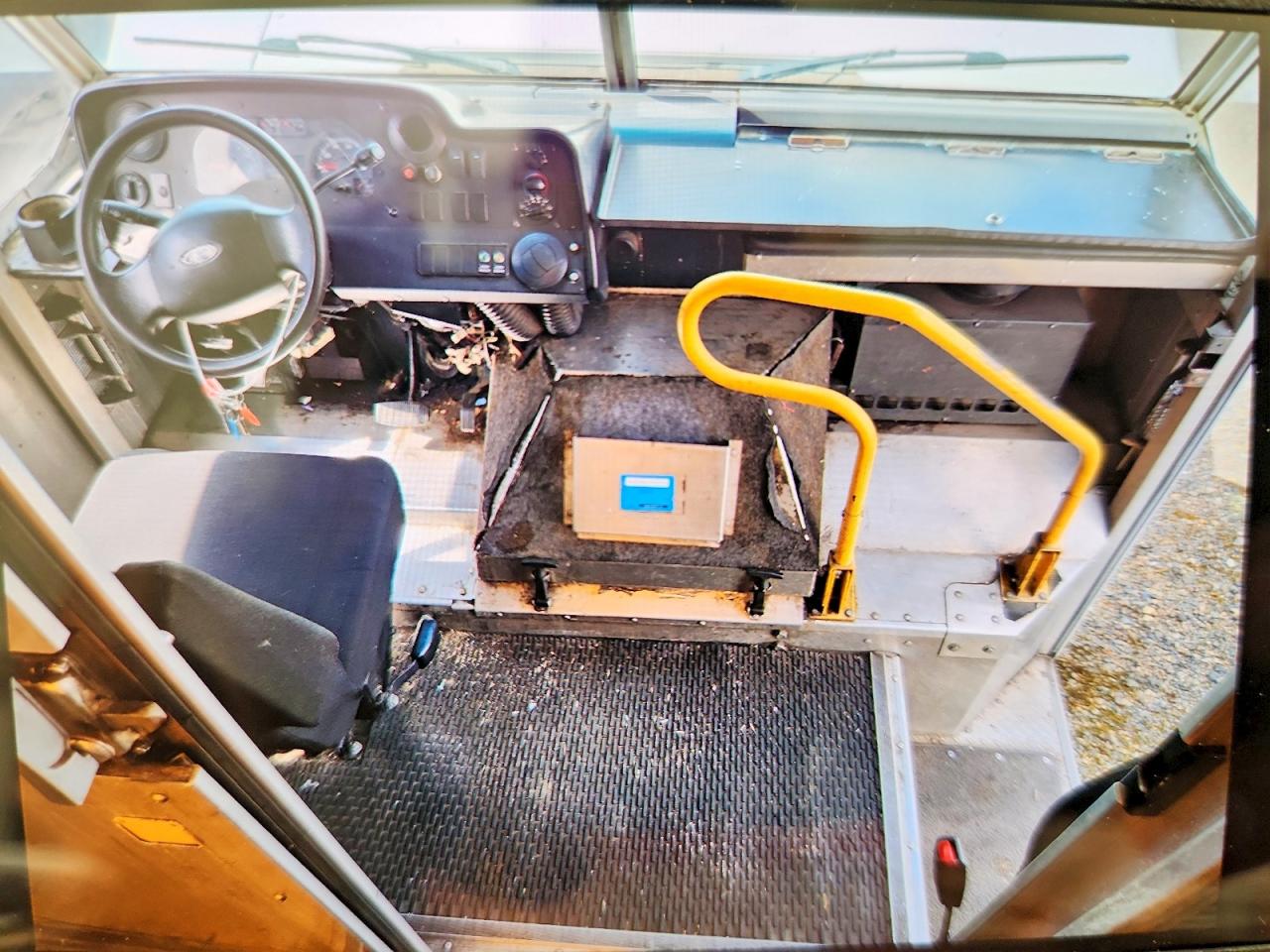 2010 FORD ECONOLINE