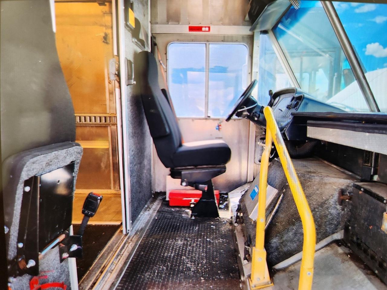 2010 FORD ECONOLINE