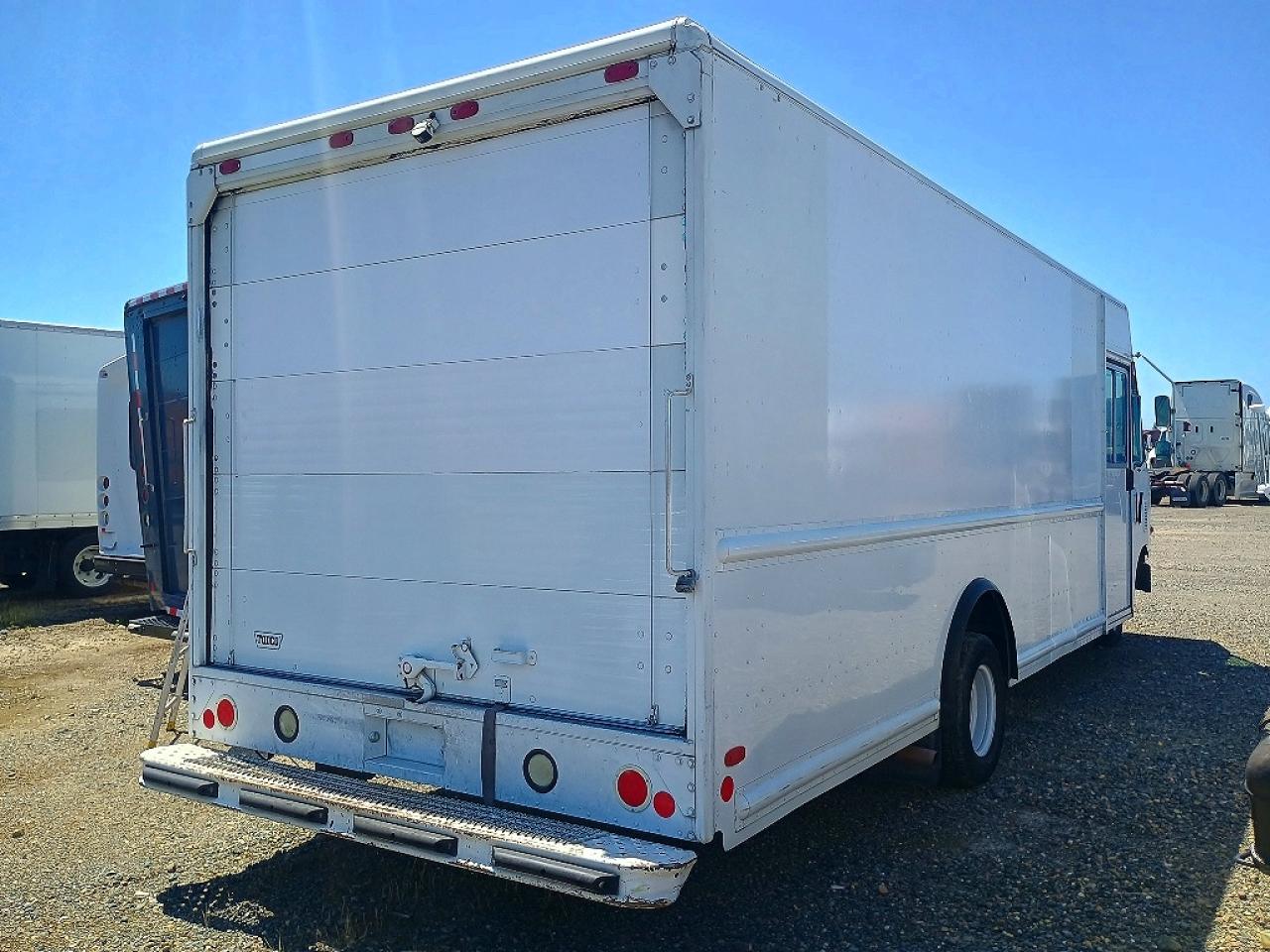 2010 FORD ECONOLINE