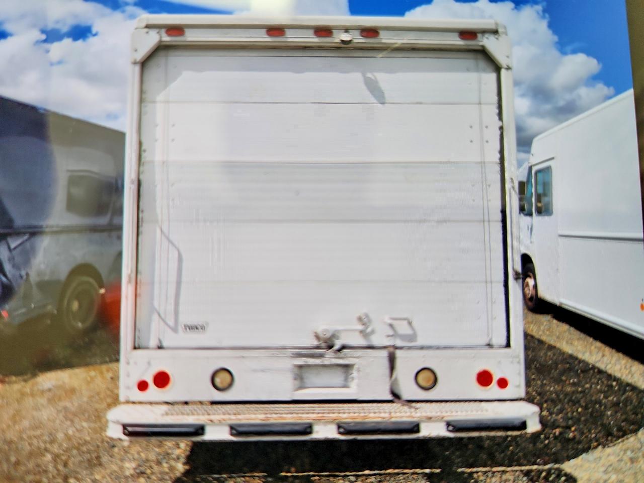 2010 FORD ECONOLINE