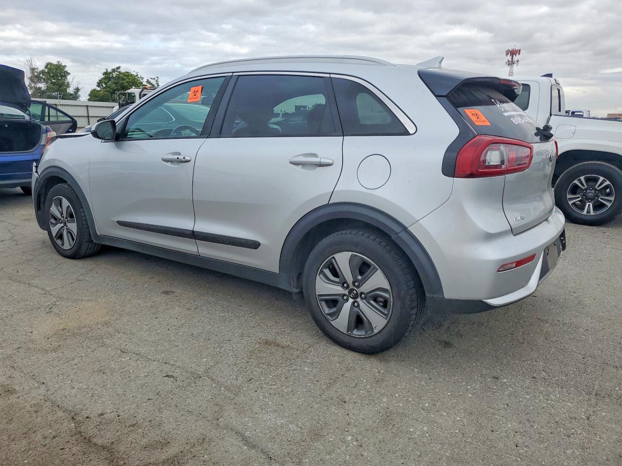 2017 KIA NIRO