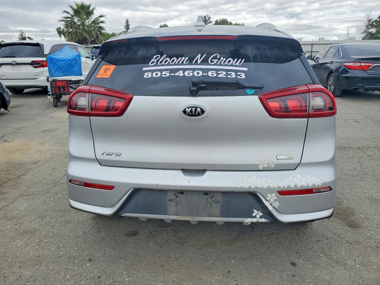 2017 KIA NIRO