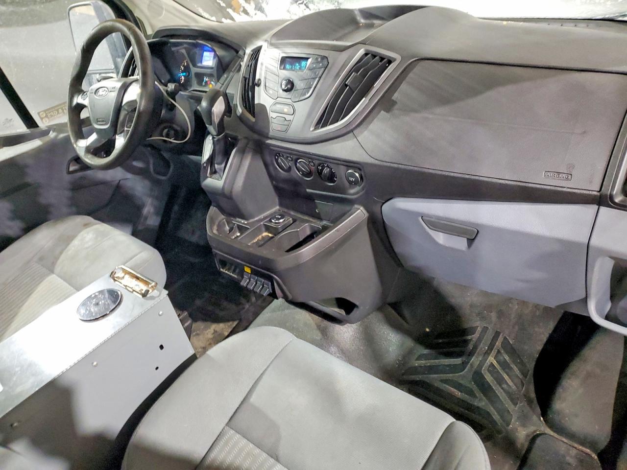 2015 FORD TRANSIT