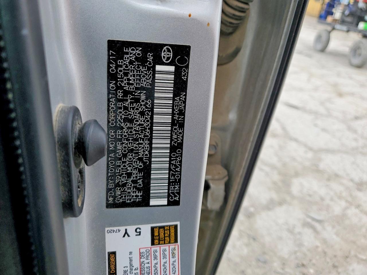 2017 TOYOTA PRIUS