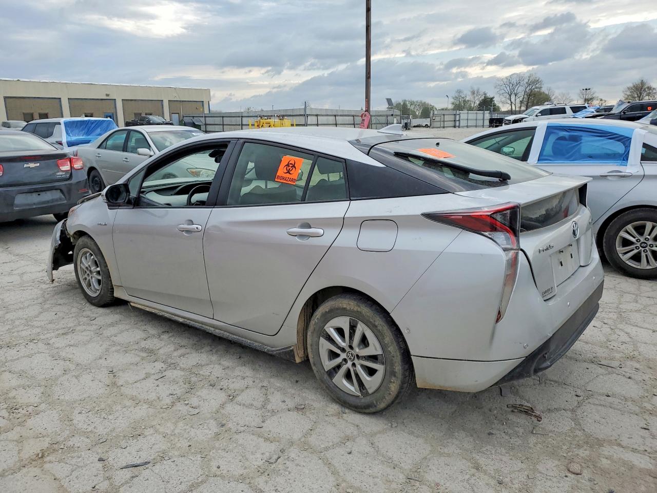 2017 TOYOTA PRIUS