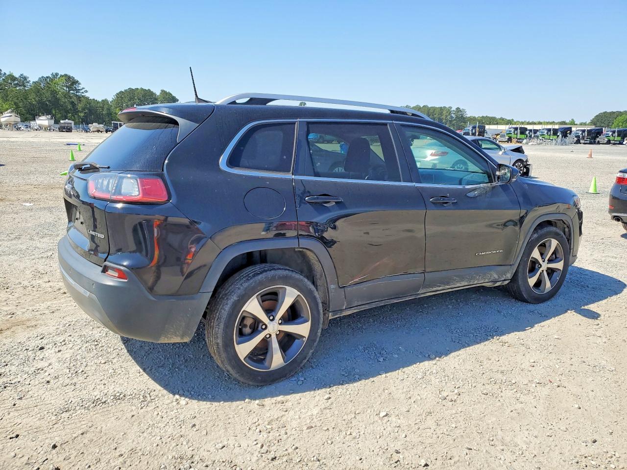 2019 JEEP CHEROKEE